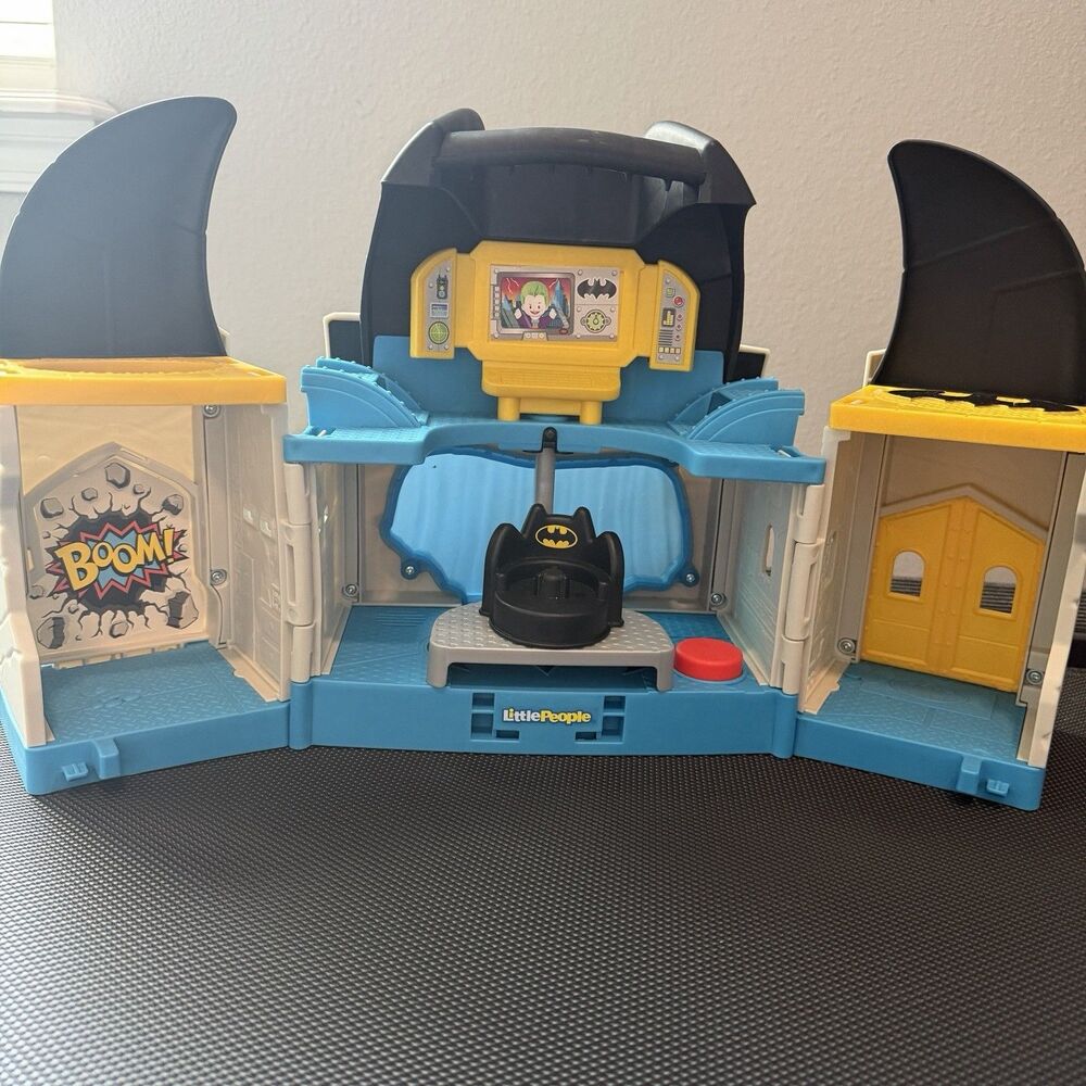 DC Super Friends ​Little People Deluxe Batcave Batman Playset w/ Lights & Sound
